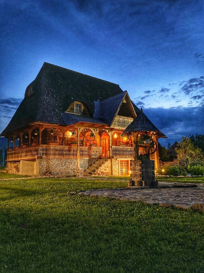 Casa Chira Hotel Felsővisó Kültér fotó