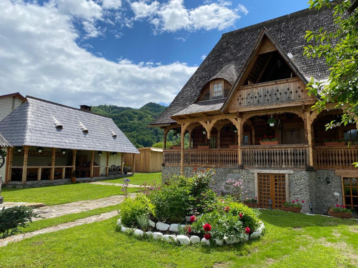 Casa Chira Hotel Felsővisó Kültér fotó
